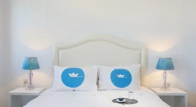 Aqua Marina Residences Hotel *