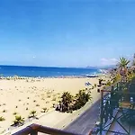 Aqua Marina Residences Retimno