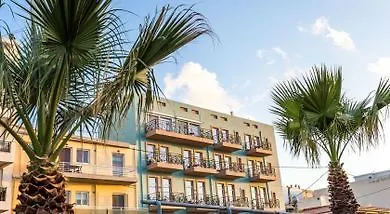 Aqua Marina Residences *