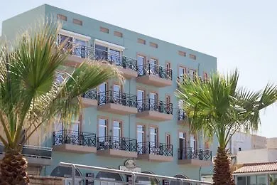 Aqua Marina Residences מלון